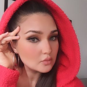 Meet your Posher, Tahmina